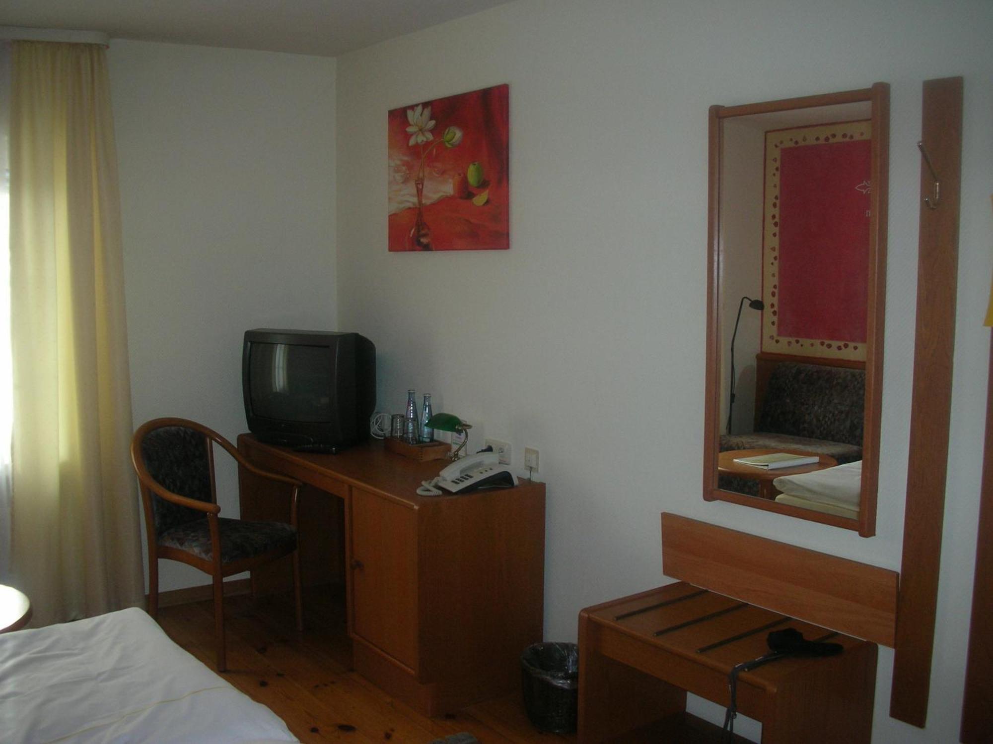Hotel Restaurant Buergerstube Ulmen Εξωτερικό φωτογραφία
